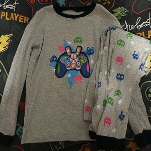 Kid’s Gray Gaming Pajama Set with Colorful Graphics Perfect Condition